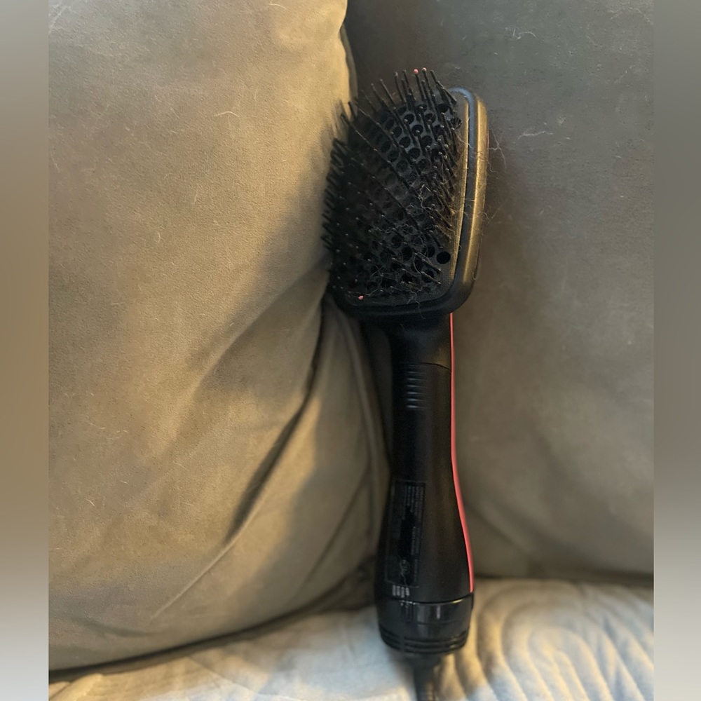Revlon blow out brush